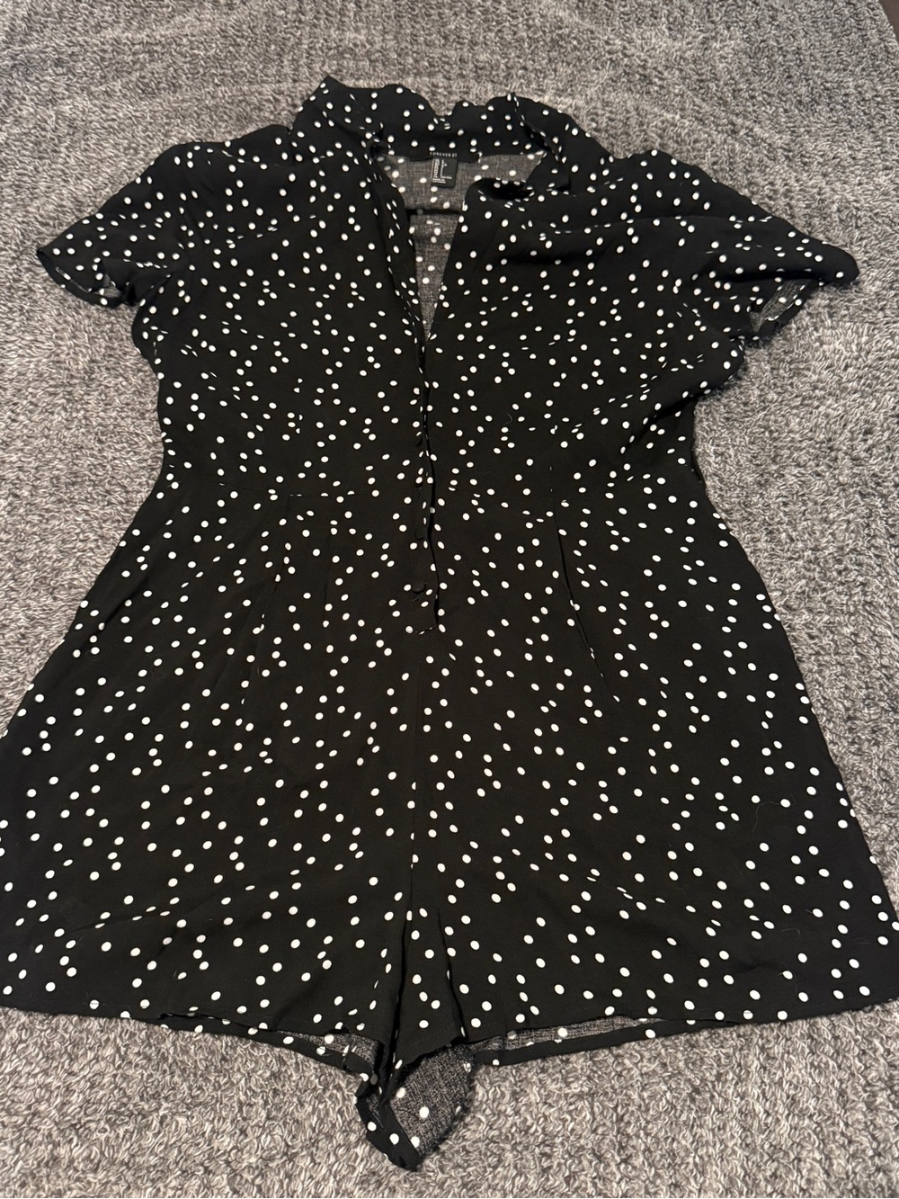 Forever 21 Black and White Polka Dot Short Sleeve Tunic Romper